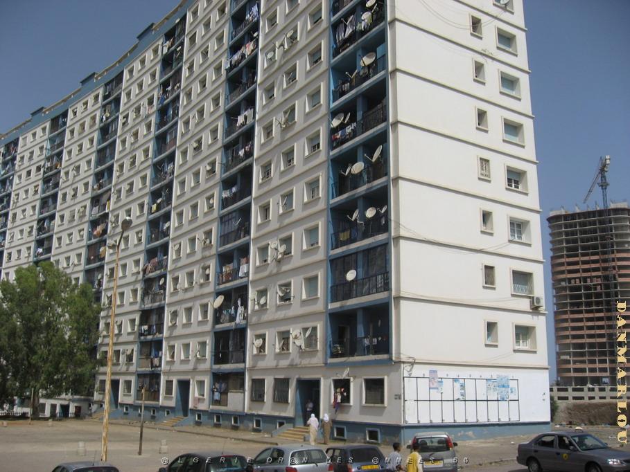 2370 cite la fontaine.jpg